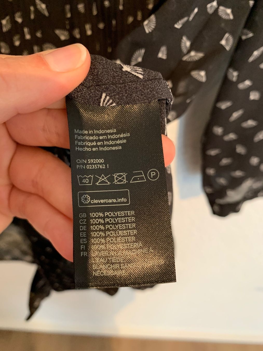 H&M Blusen: H&M Bluse Gr. 34 / XS / S – Gebraucht aus Fislisbach von KolibriSecondhand 9