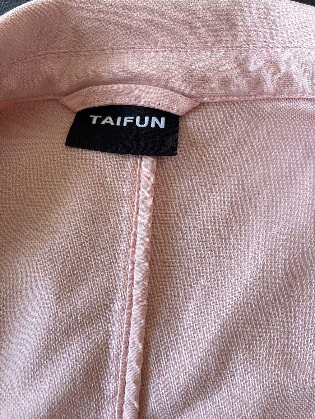 Taifun Giacche: Blazer von Taifun in Gr 40 – Usato da Davos Platz venduto da nanigl 5