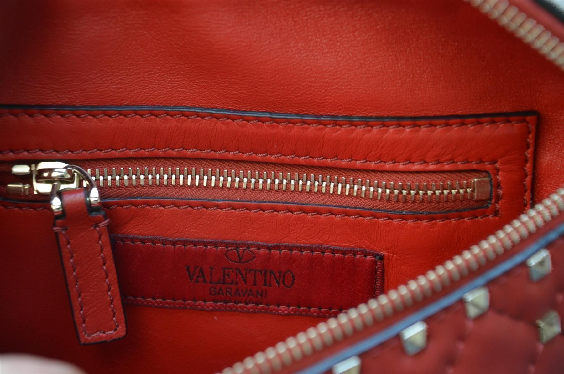 Valentino Taschen für Damen: Tasche / Sac Valentino Rockstud Banane – Gebraucht aus Collonges von Auganien 8