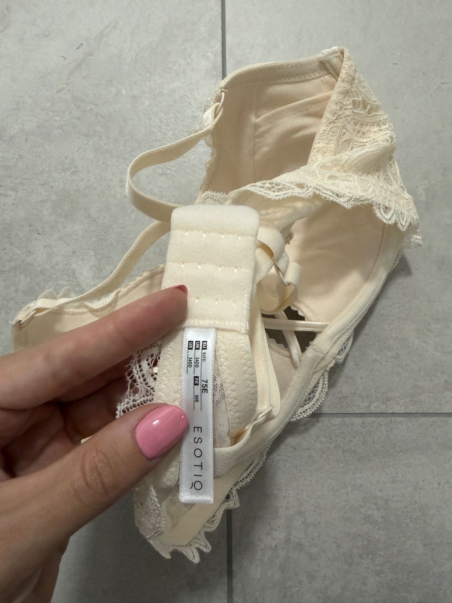 Altra biancheria intima: Esotiq Bra Claudia Size 75E  - Beige – Nuovo (secondo la descrizione) da Gränichen venduto da Domsiiiii 2