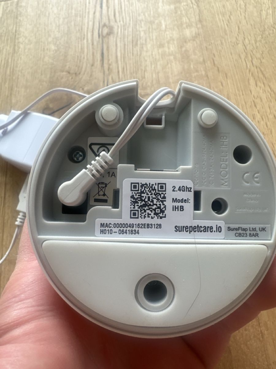 Hubs & Switches: SureFlap Hub  – Gebraucht aus Oberneunforn von str_zlv6 1