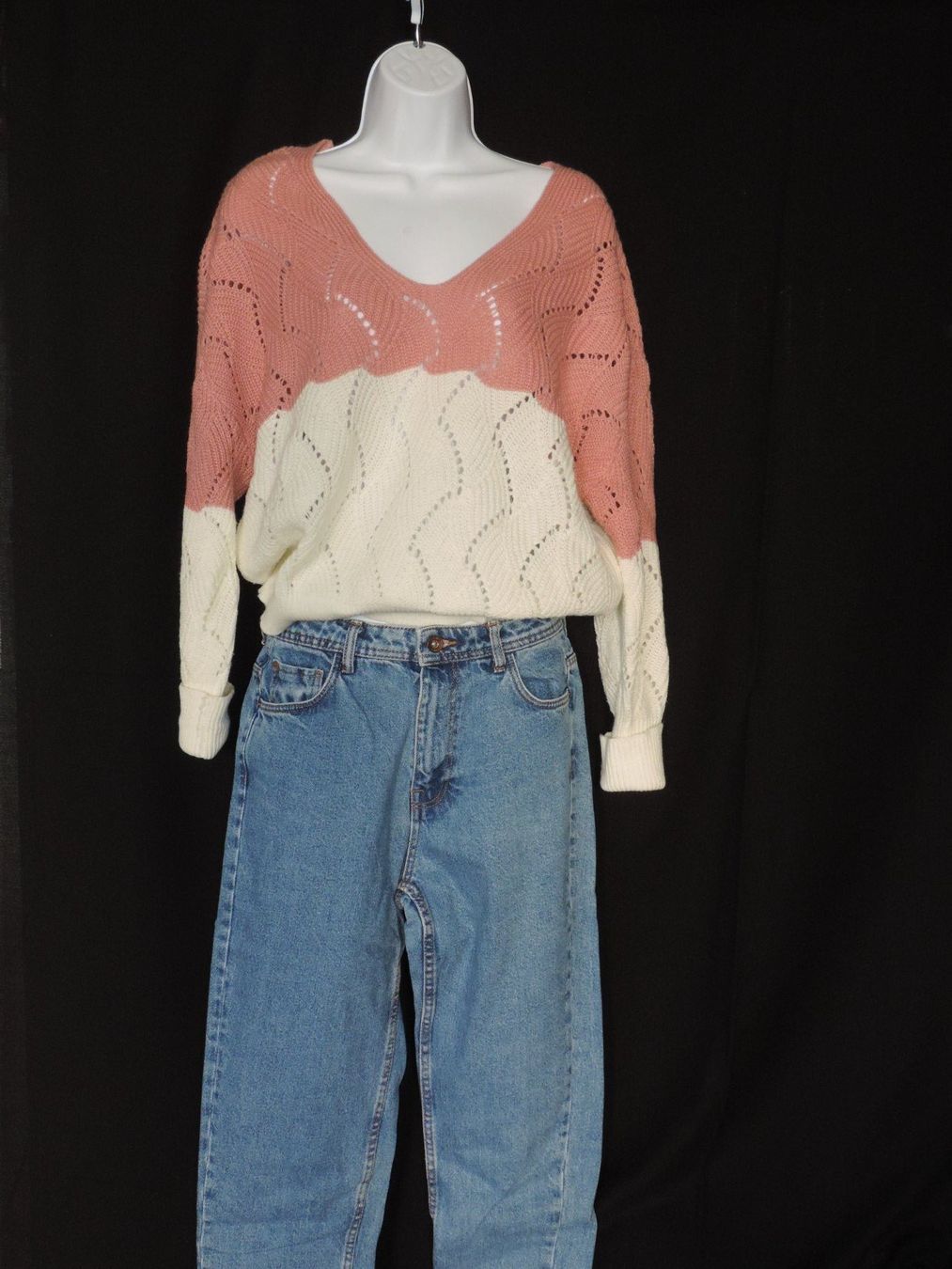 Jeans: jeans et 2 pulls – Gebraucht aus Genève von Axelle333 4
