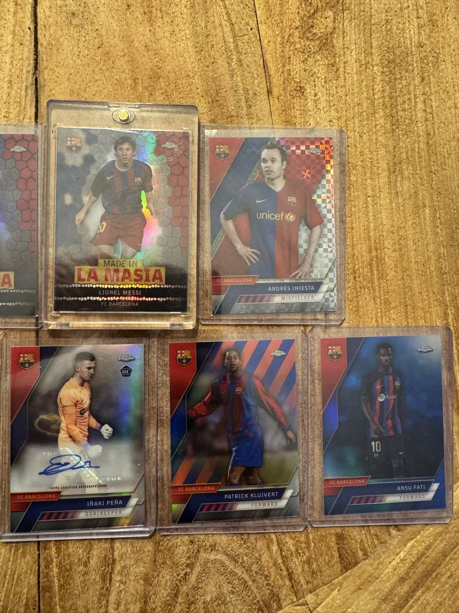 Topps Cartes à collectionner: Topps Chrome Barcelona Set 2022/23 Bundle ab 1.- – Neuf (Voir description) à Willisau par adr_9tzr 2
