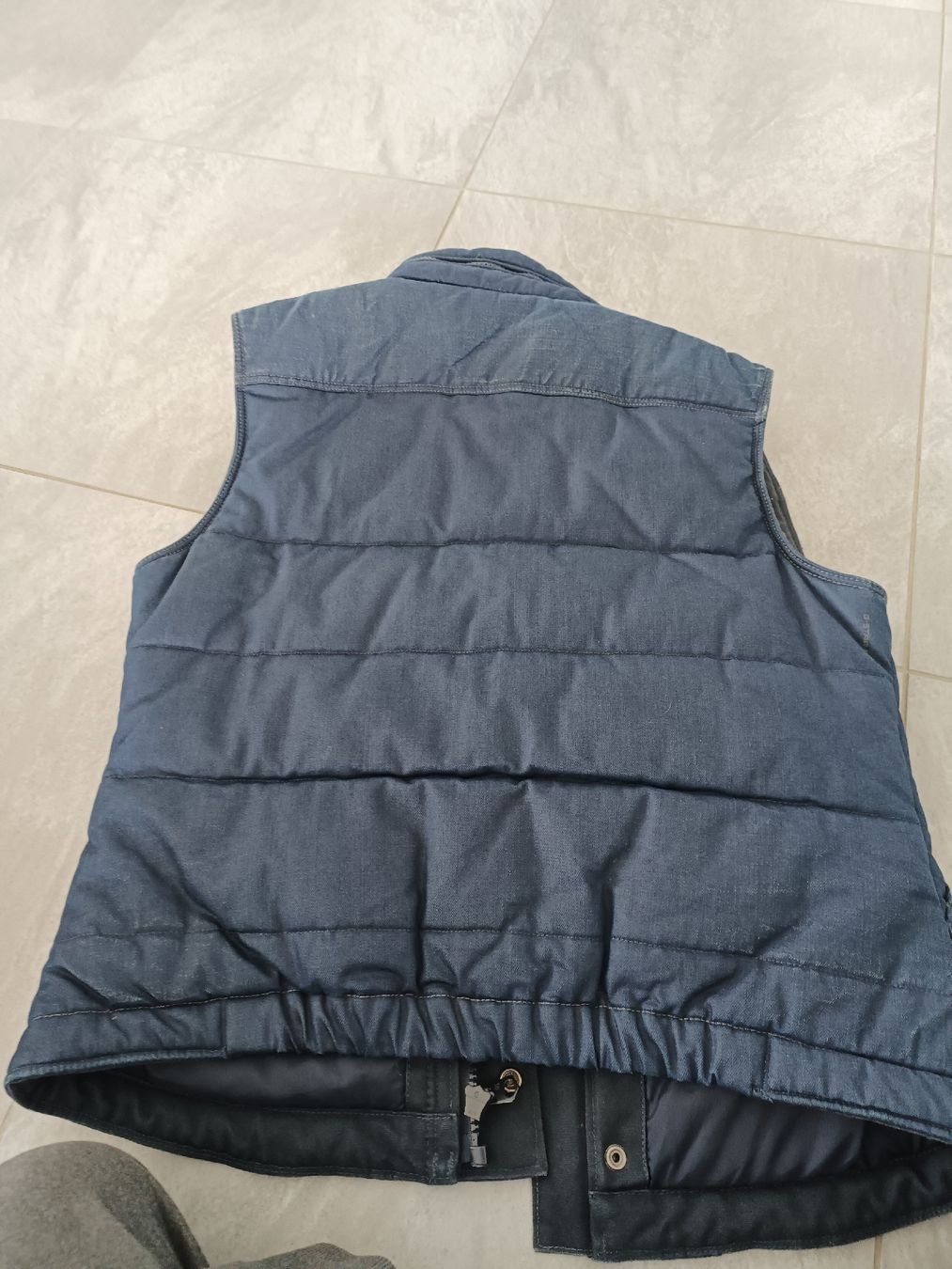 G-Star Gilet & Giacche: Gilet kurzarm – Usato da Thun venduto da oli_s6kv 2