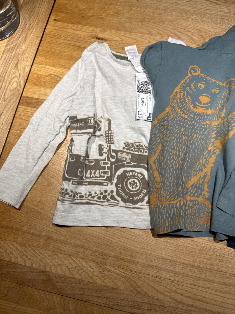 Pulls et sweat-shirts: Pullover-Set Gr. 110 – D'occasion à Sirnach par sbe_pf8v 1