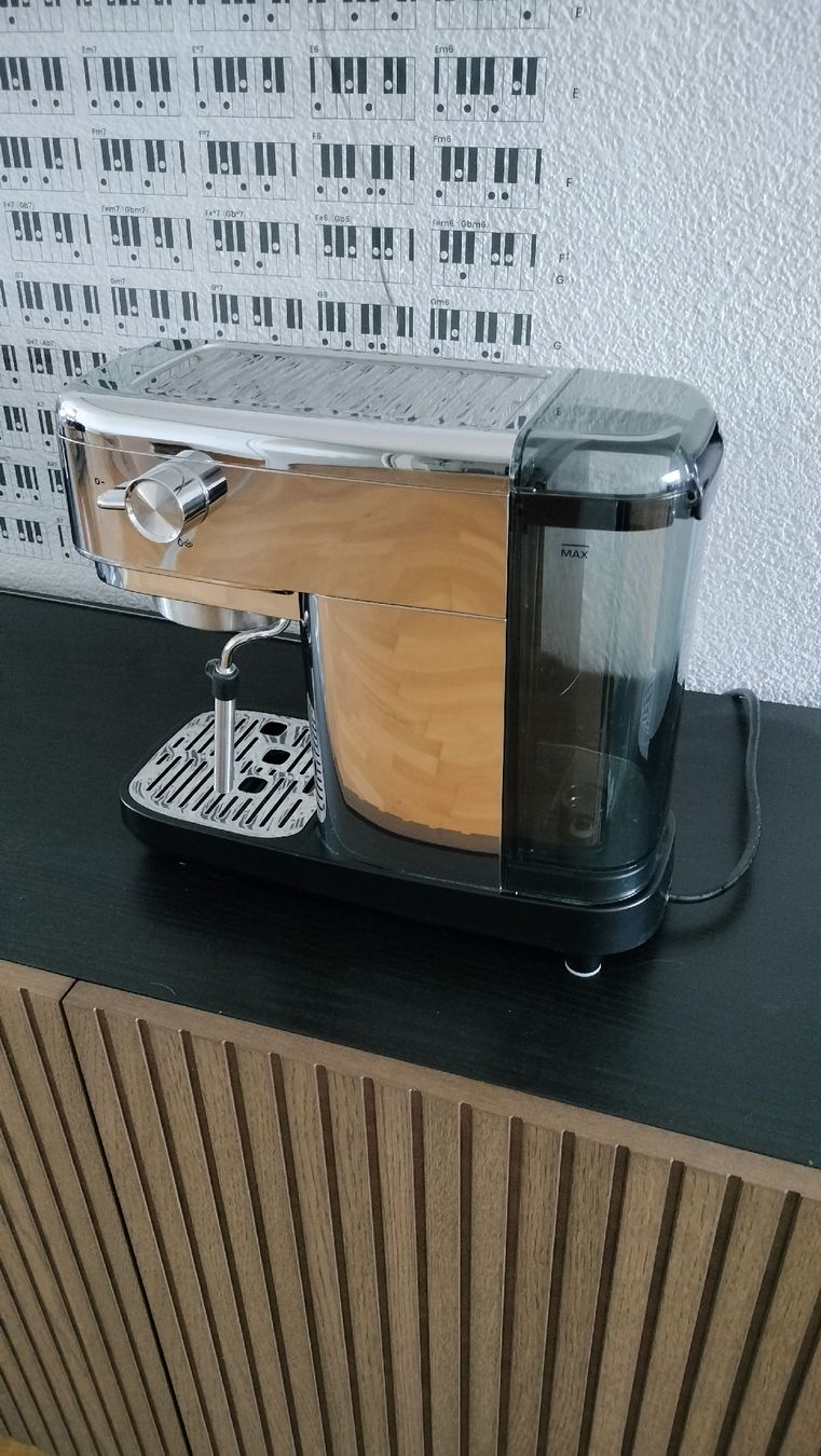 Tchibo Macchine per caffè & Macchine per espresso: Siebträgermaschine – Nuovo (secondo la descrizione) da Ittigen venduto da JoJoe 1