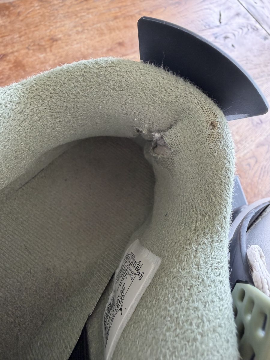 Jordan Scarpe da uomo: Nike Air Jordan 4 – Usato da Zürich venduto da Garfield80 4