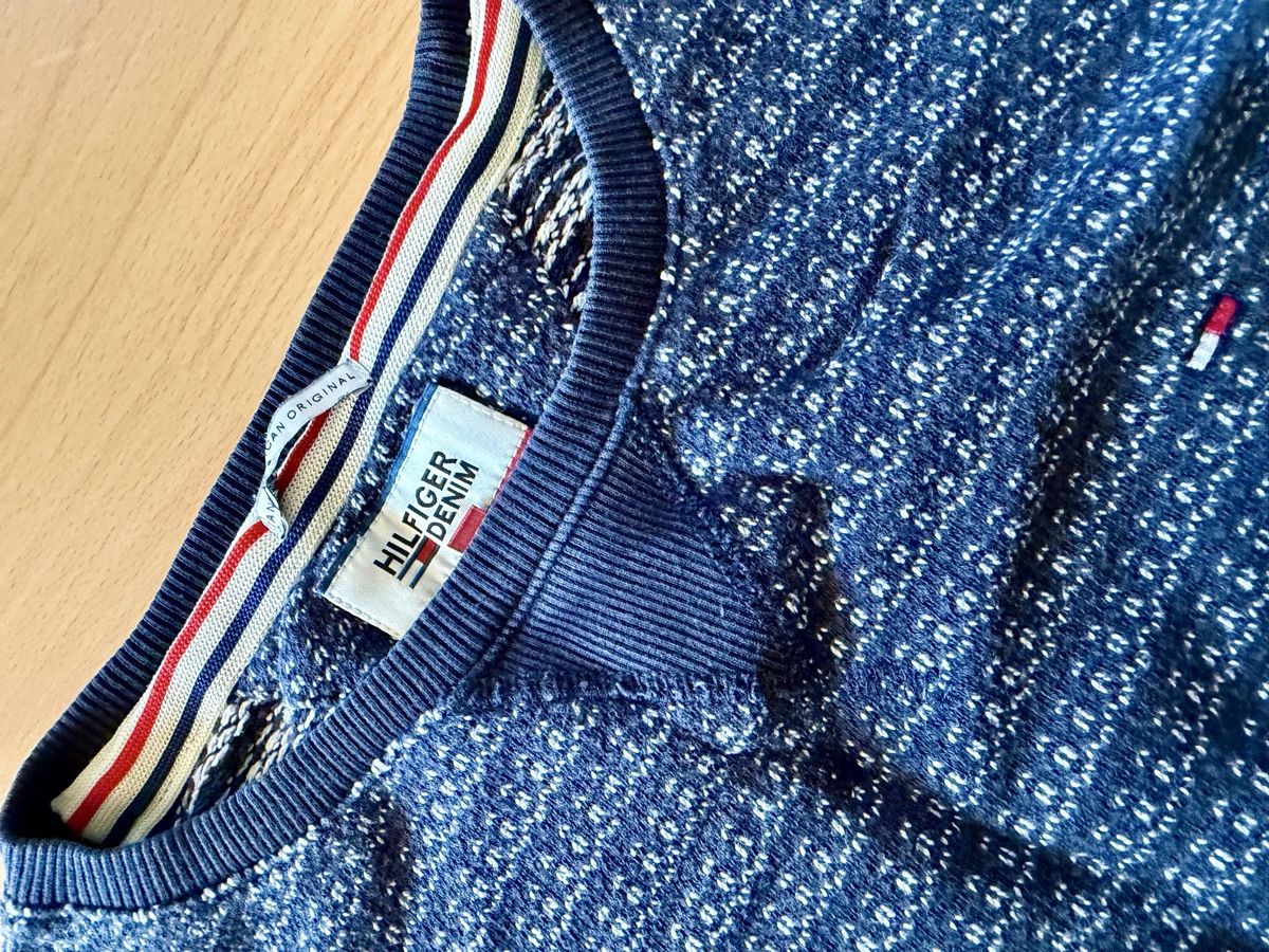 Tommy Hilfiger Maglioni & Felpe: 2 Pullover blau gemustert Strick gebraucht – Usato da Fribourg venduto da Fmia 3