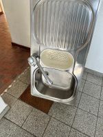 Spülbecken inkl. schwenkbarer Wasserhahn