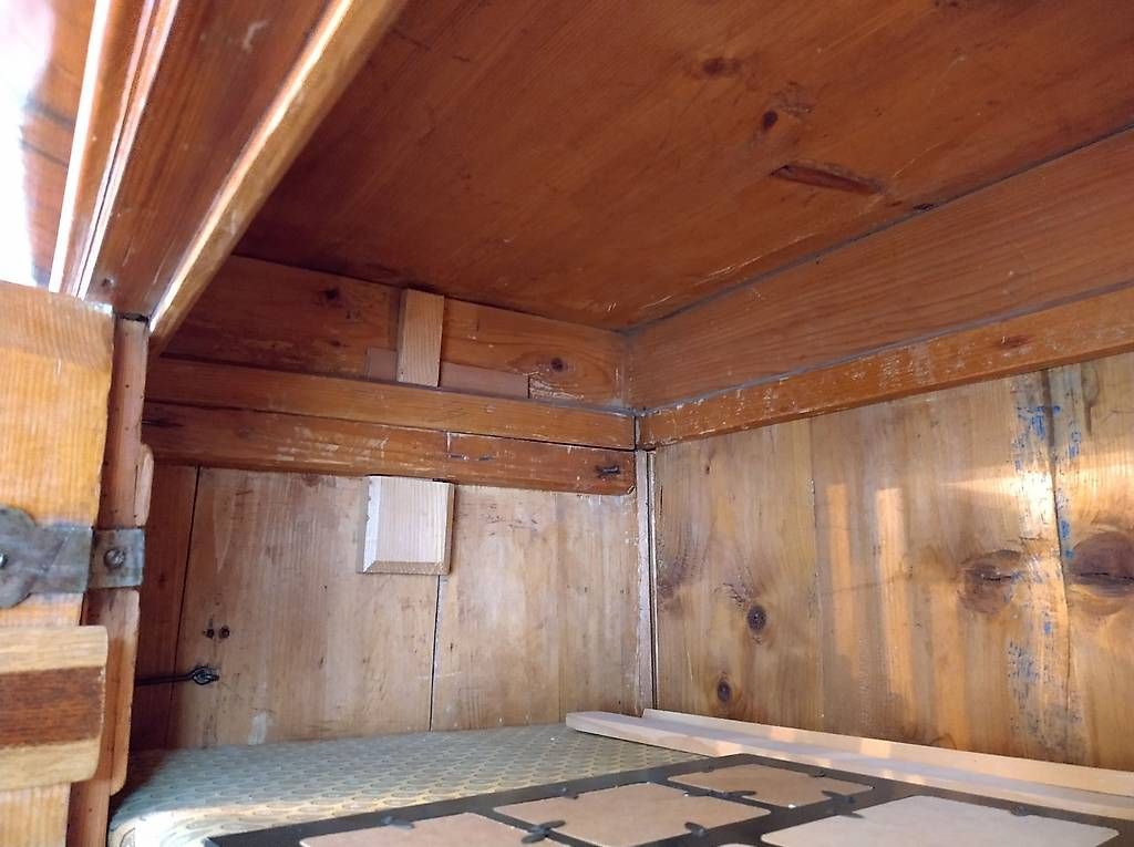 Armadi: Flachbarock-Steckschrank aus Nussbaum – Usato da Buttwil venduto da Mafu71 3
