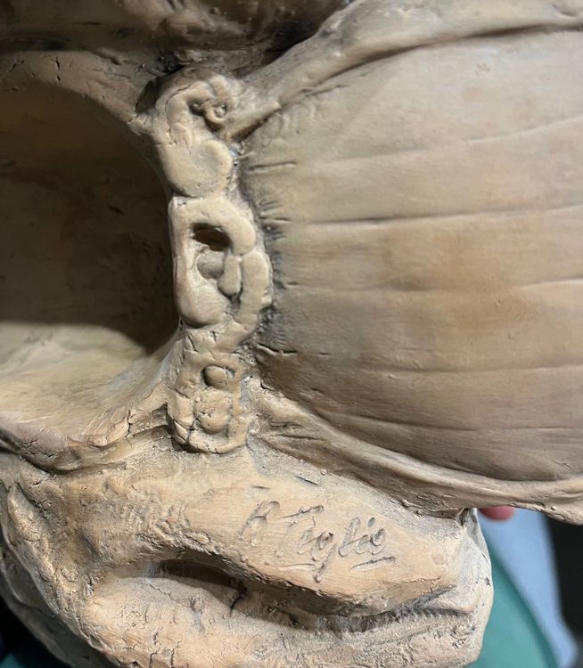 Dama in terracotta inizi '900 firmata R. Teglio 3
