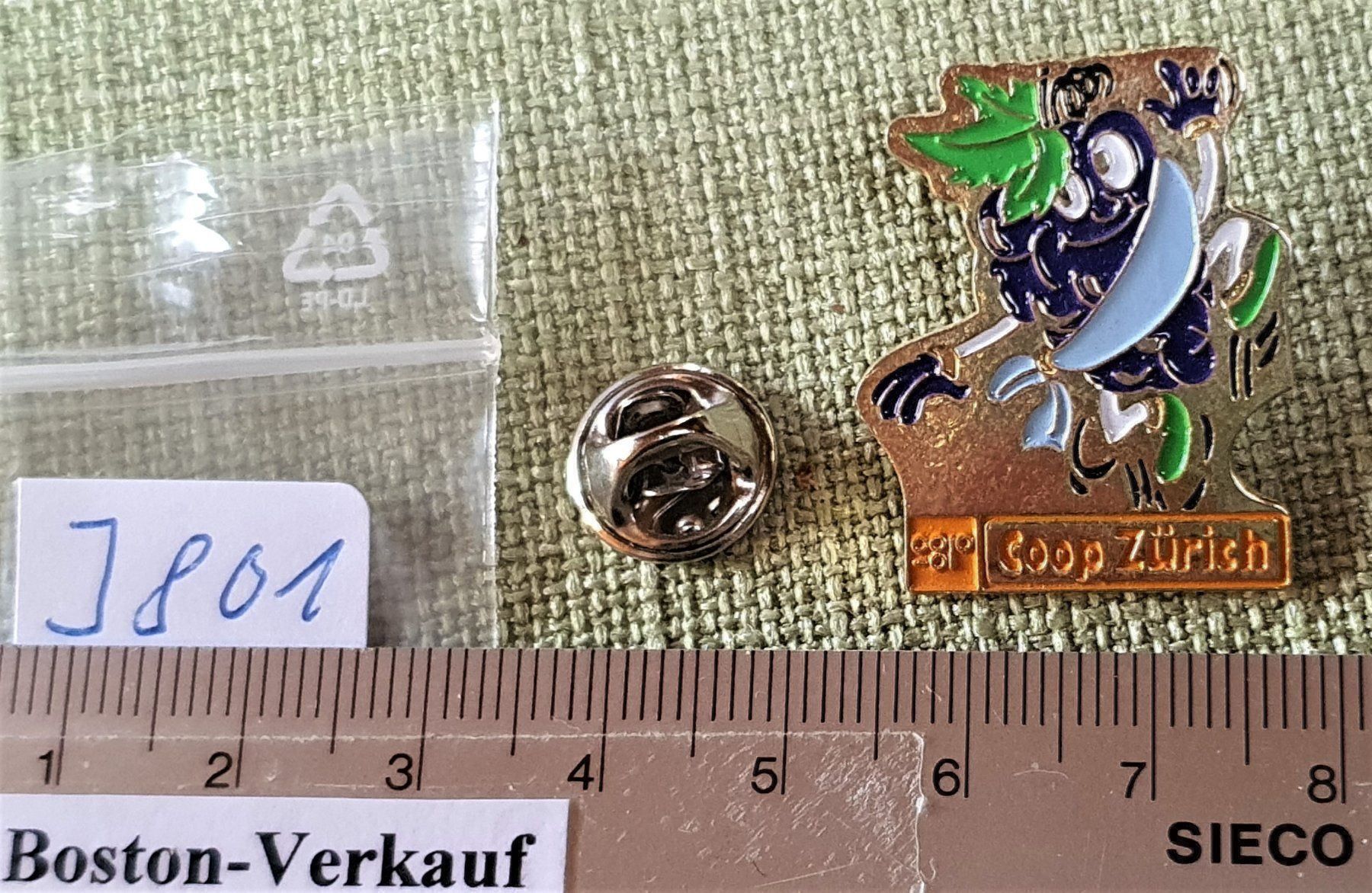 Placchette & Badge: J801 - Pin Coop Zürich – Usato da Reinach BL venduto da Boston-Verkauf 1