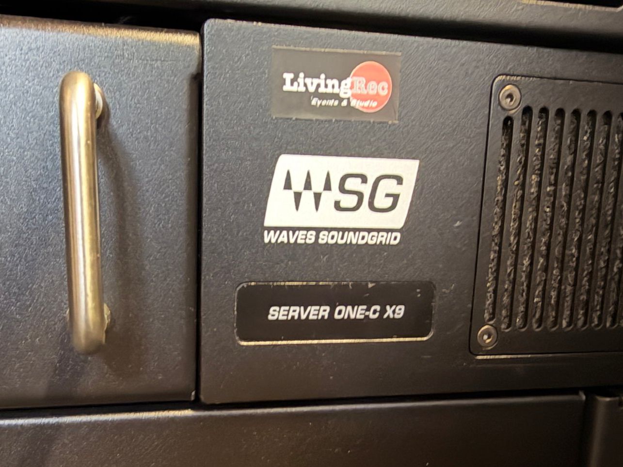 Platines de mixage: Waves Server One X9 – D'occasion à Konolfingen par LivingRec 1