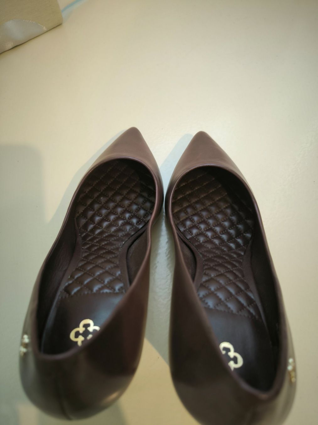 Scarpe da donna: Neuer Echtleder Pumps EU 39 schöne Farbe! – Nuovo (secondo la descrizione) da Wallisellen venduto da C_DM 4