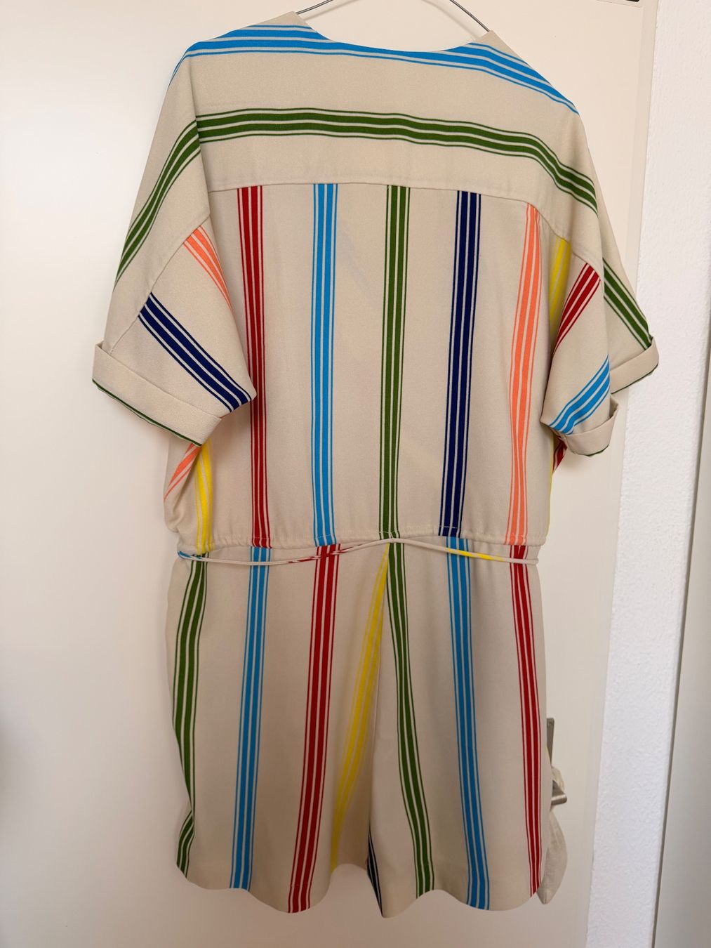 Mango Jumpsuits: Kurzer Overall - Marke: MNG - Grösse: L – D'occasion à Würenlos par Abracadabra26 4