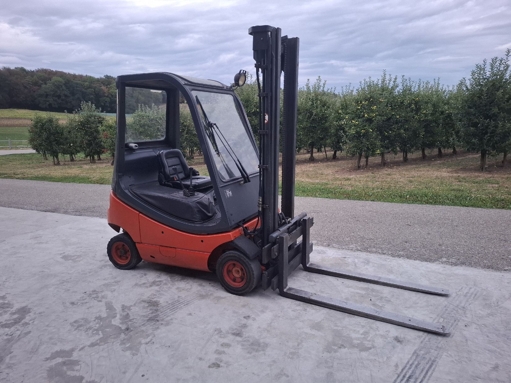 Linde Carrelli elevatori e a forche: Linde Stapler – Usato da Niederneunforn venduto da dominic044 3