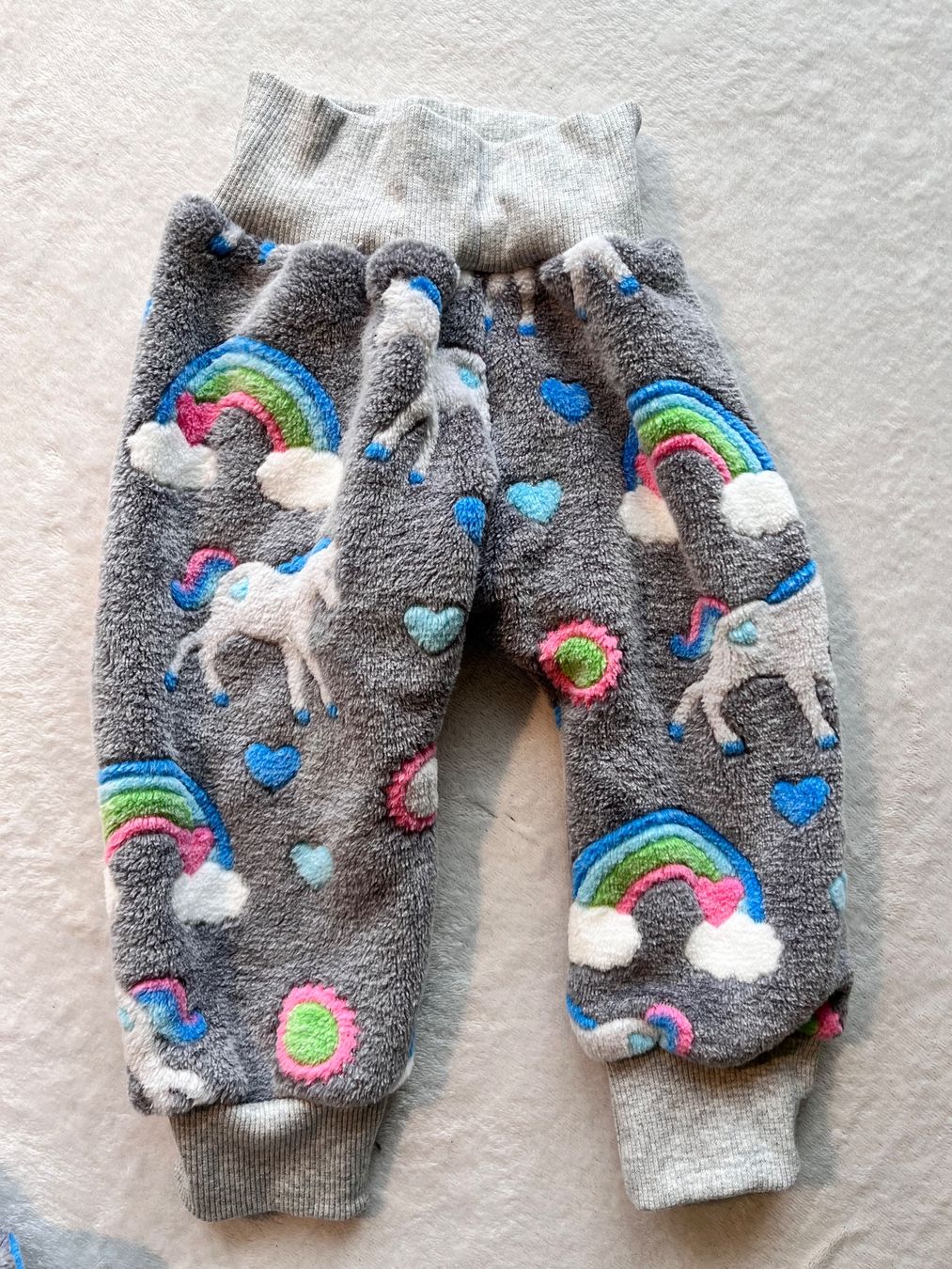 Pantaloni: 1 Kinderhose selbst genäht – Nuovo (secondo la descrizione) da Büsserach venduto da bor_s88m