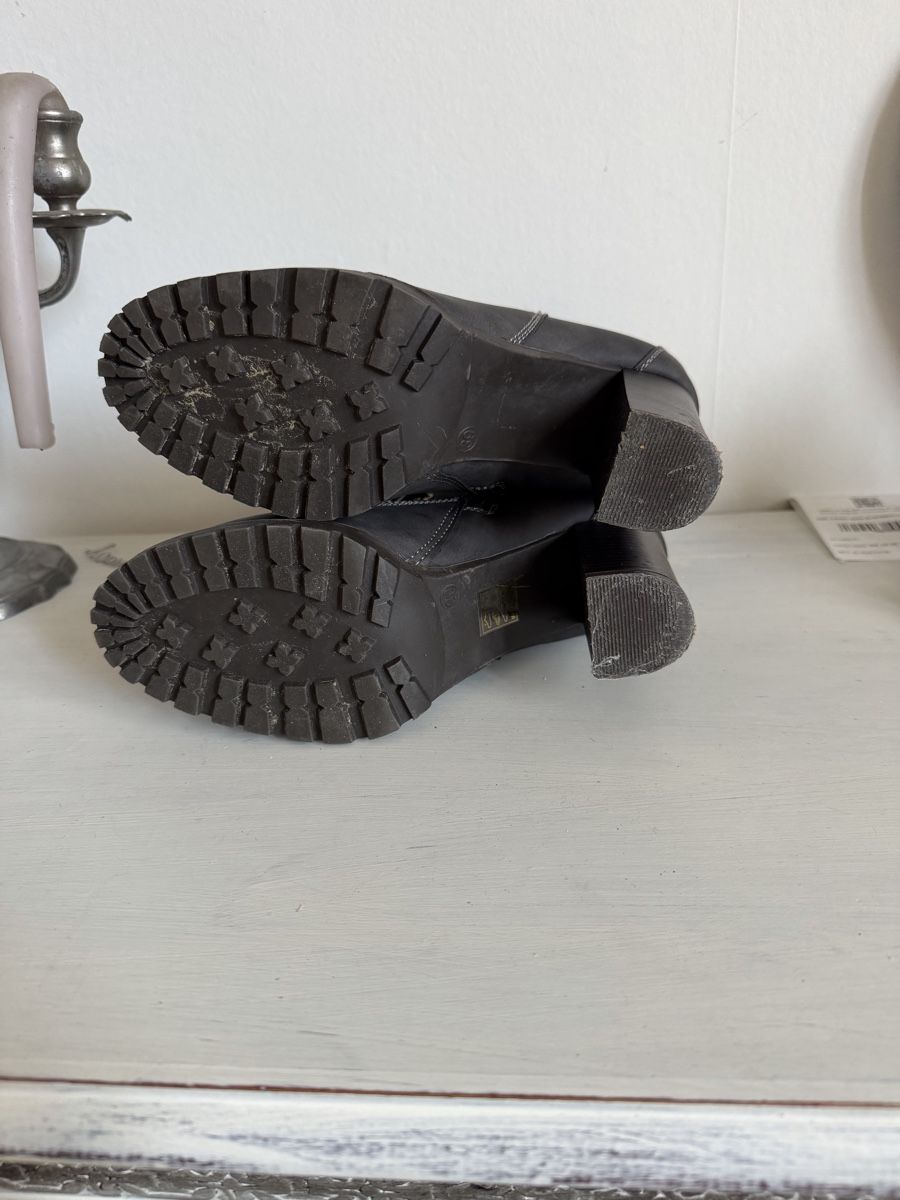 Scarpe da donna: Bottines à talons peu portées T39 – Nuovo (secondo la descrizione) da Dombresson venduto da feline_ne 3