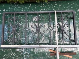 Fenstergitter, massiv, alt