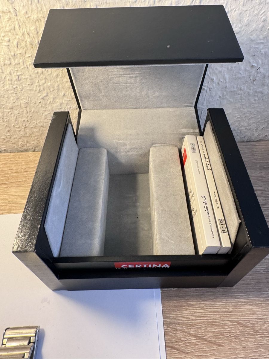 Certina Orologi: Certina DS Cascadeur,acier inoxydable, comme neuve! – Usato da Vésenaz venduto da Angela.C3 2