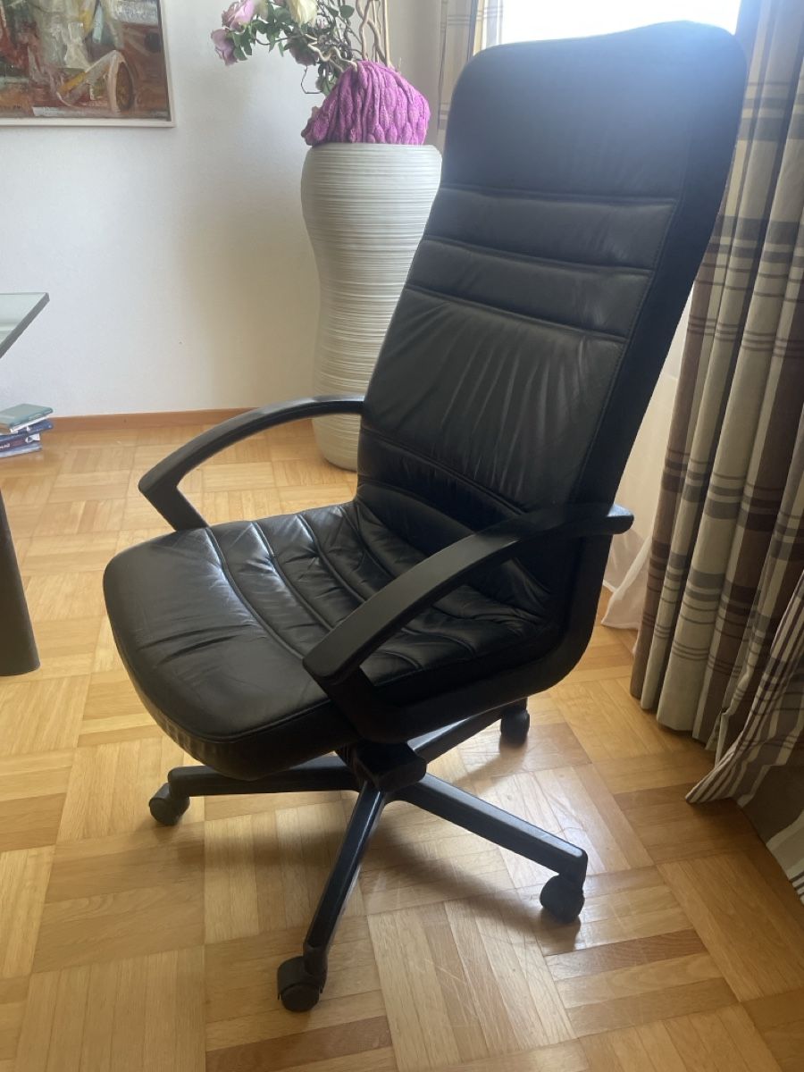 Poltrone: Büro Stuhl Leder – Usato da Freidorf TG venduto da ibipatria