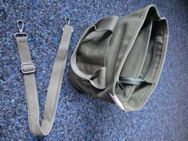 Grüne Vintage-Tasche, Umhängetasche, Top Zustand!