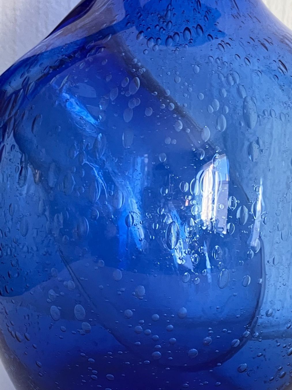 Karaffen: Pichet en Verre Soufflé avec Compartiment à Glace – Gebraucht aus Peseux von CharmeCommerce 2