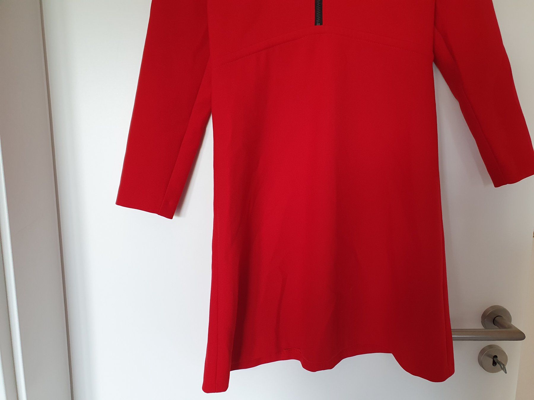 Hallhuber Vestiti: Hallhuber Kleid Gr. 36, rot – Nuovo (secondo la descrizione) da Heinrichswil venduto da sabi2809 3