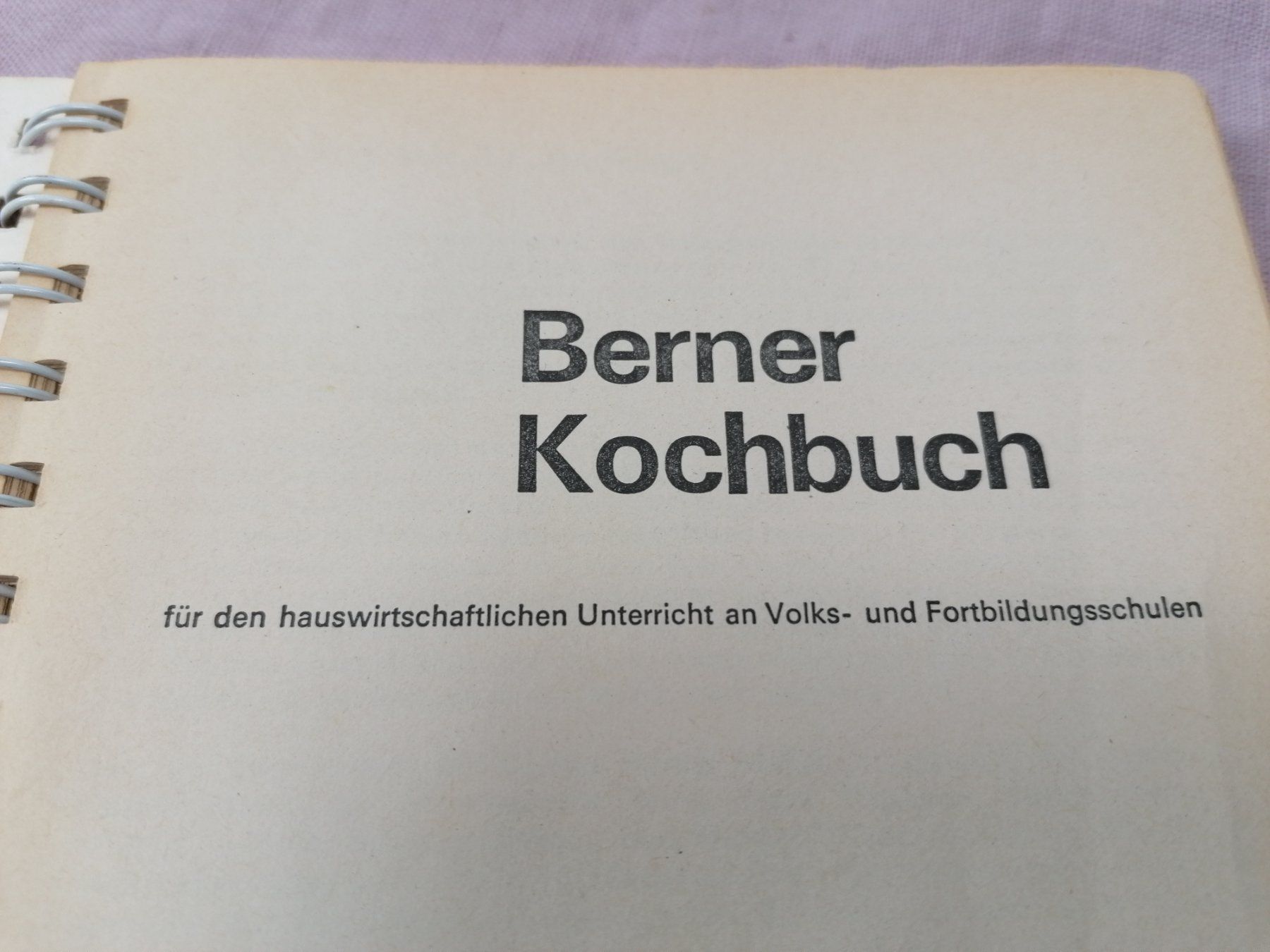 Bücher: Berner Kochbuch - Ausgabe 1977 – Gebraucht aus Köniz von Brockenreich 1