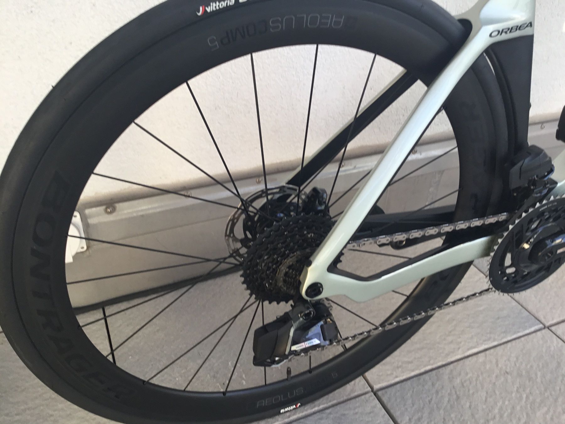 Orbea Biciclette: Rennrad Orbea ORCA Aero OMX Sram Force 2x12fach – Nuovo (secondo la descrizione) da Schlieren venduto da hespeler99 1