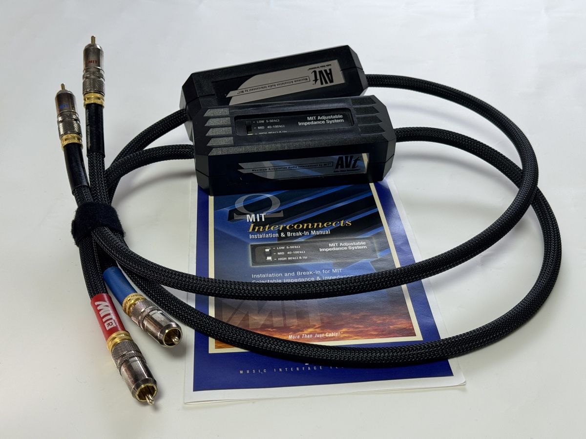 Cavi: MIT AVT  Interconnect Cables 1m – Usato da Le Châble VS venduto da Loafermattaeus