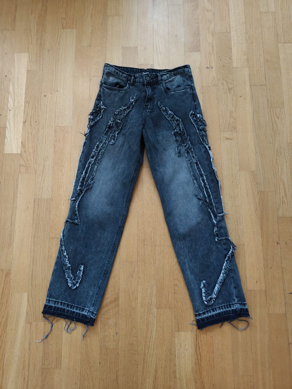 Jeans: Jeans neu – Nuovo (secondo la descrizione) da Basel venduto da Vaceslav08