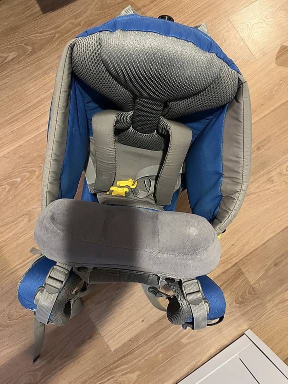 Marsupi portabebè: Wanderrucksack Deuter – Usato da Ramlinsburg venduto da siemi 4
