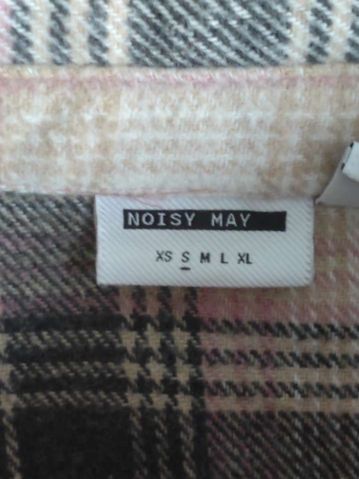 Camicette: Cozy Flannel by Noisy May – Usato da Steffisburg venduto da val_52y6 1