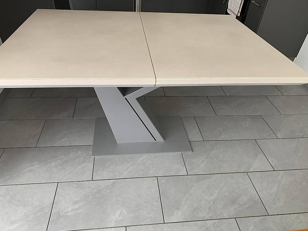Tavoli: Table à manger EN PARFAIT ETAT ! – Usato da St. Antoni venduto da goul99
