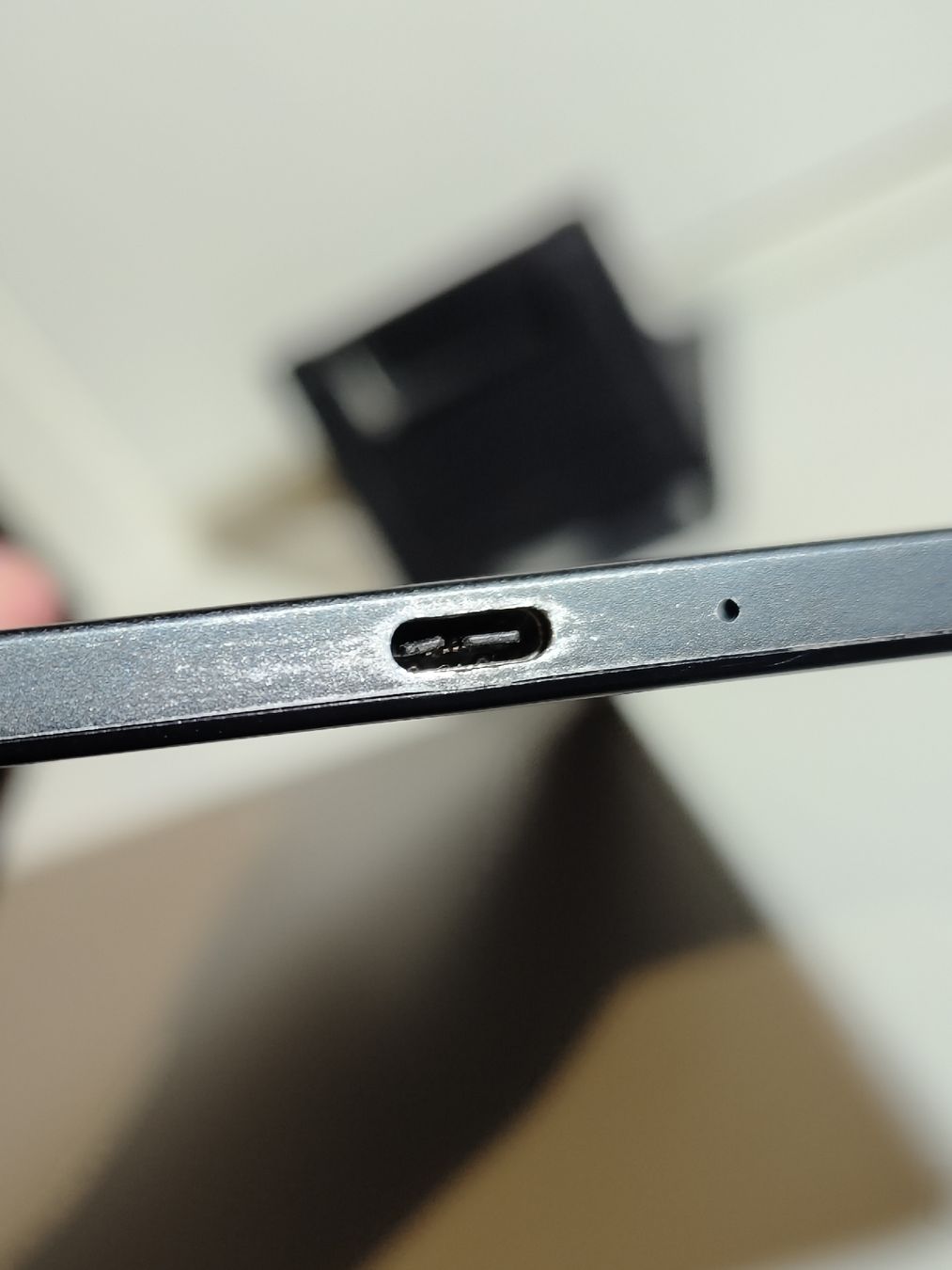 Samsung Tablet PC: Samsung Tablet A9+, Defekte Ladebuchse – Difettoso da La Tour de Peilz venduto da Dejobokin 2