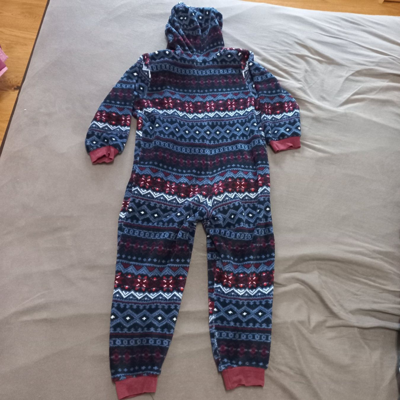 Jumpsuits: Warme Overall gr.122-128, flauschigen Overall – Gebraucht aus Bachenbülach von enigmatic 1