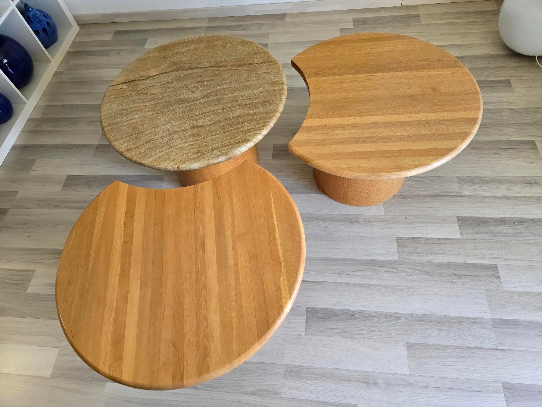 Set di tavolo e panche: Couchtische 3 - teilig rund – Usato da Bözen venduto da Maerchenprinz 1