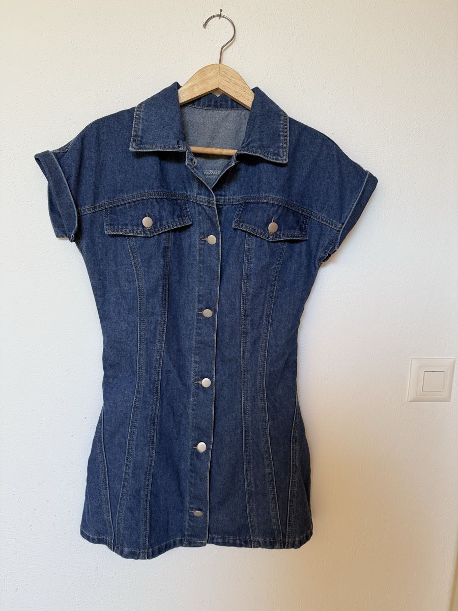 Robes: Jeans Minikleid – Neuf avec emballage d'origine à Sigriswil par ck56