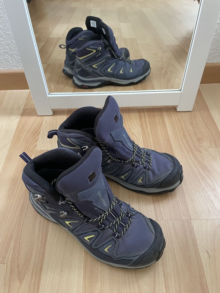 Salomon Chaussures femmes: Salomon hiking shoes 36 2/3 – D'occasion à Urdorf par mag_5mm5 2