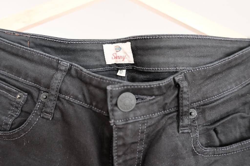 Jeans: Damen Jeans (Fossil) Gr. 27 – Usato da Liestal venduto da Schatzsucher90 1
