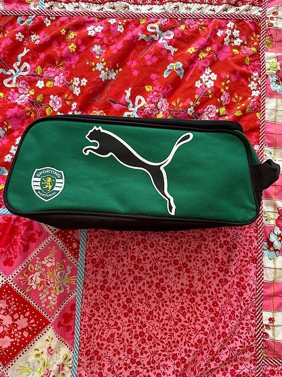 Puma Borse: Trousse Sporting Portugal – Usato da Lausanne venduto da PeixotoBruno