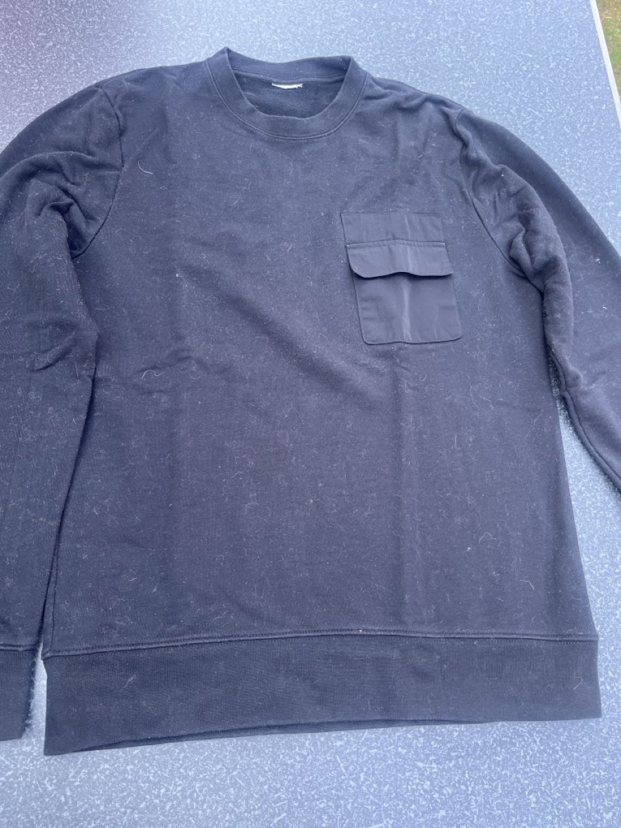 Maglioni & Felpe: Herren Pullover schwarz Grösse M Used – Usato da Effretikon venduto da erbaeff