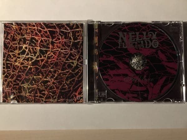 CDs: Nelly Furtado - Folklore – Gebraucht aus Oberried Brienz von Chyara 3