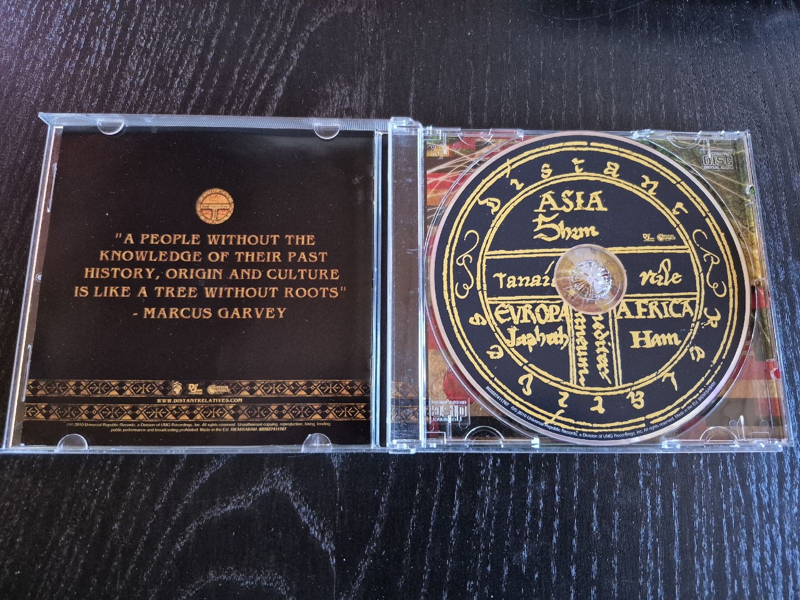 CDs: Nas & Damian "Jr. Gong" Marley - Distant Relatives CD – Gebraucht aus Bern von Roibusch 2