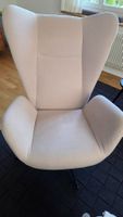 Drehsessel mit Beinhocker