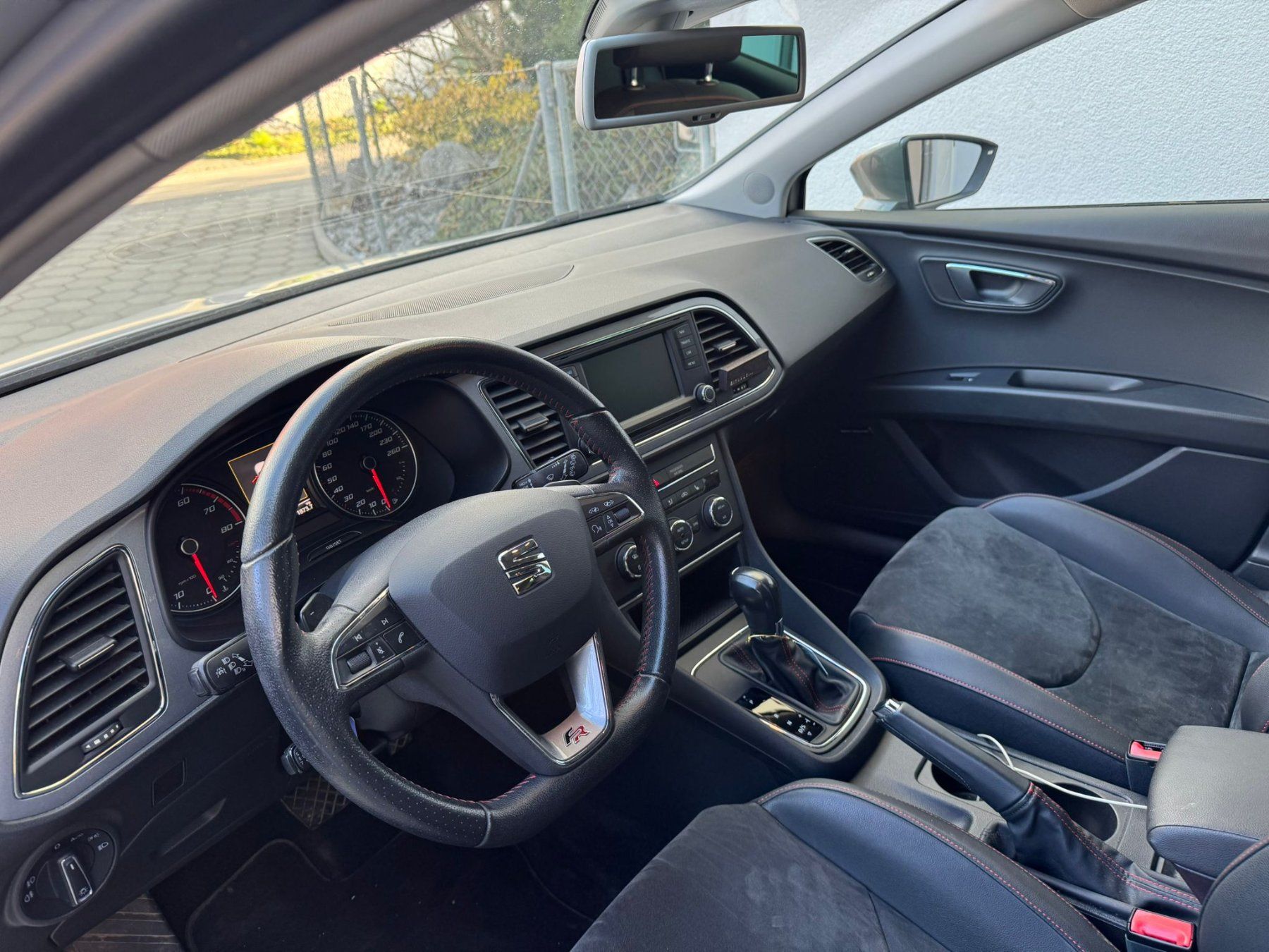 Seat Automobili: Seat Leon 1.8 TSI – Usato da Bern venduto da Buybest24 6