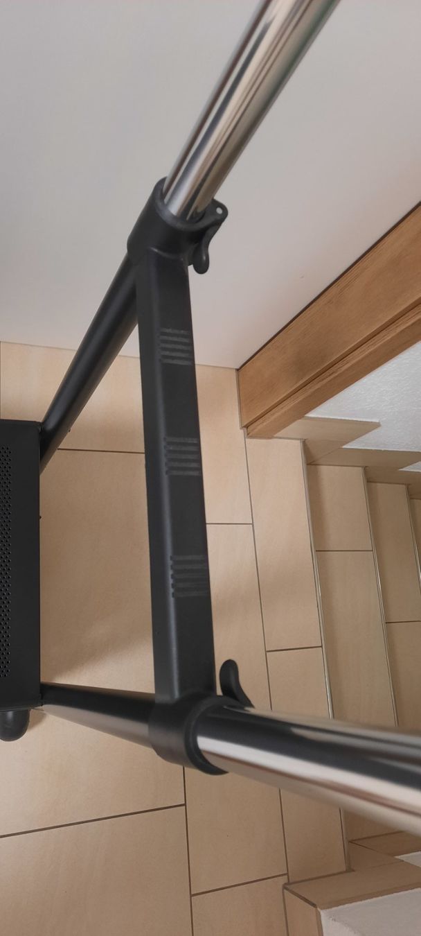 Garderobe: Kleiderständer mit Schubladen auf Rollen – Gebraucht aus Kirchberg SG von renali 3