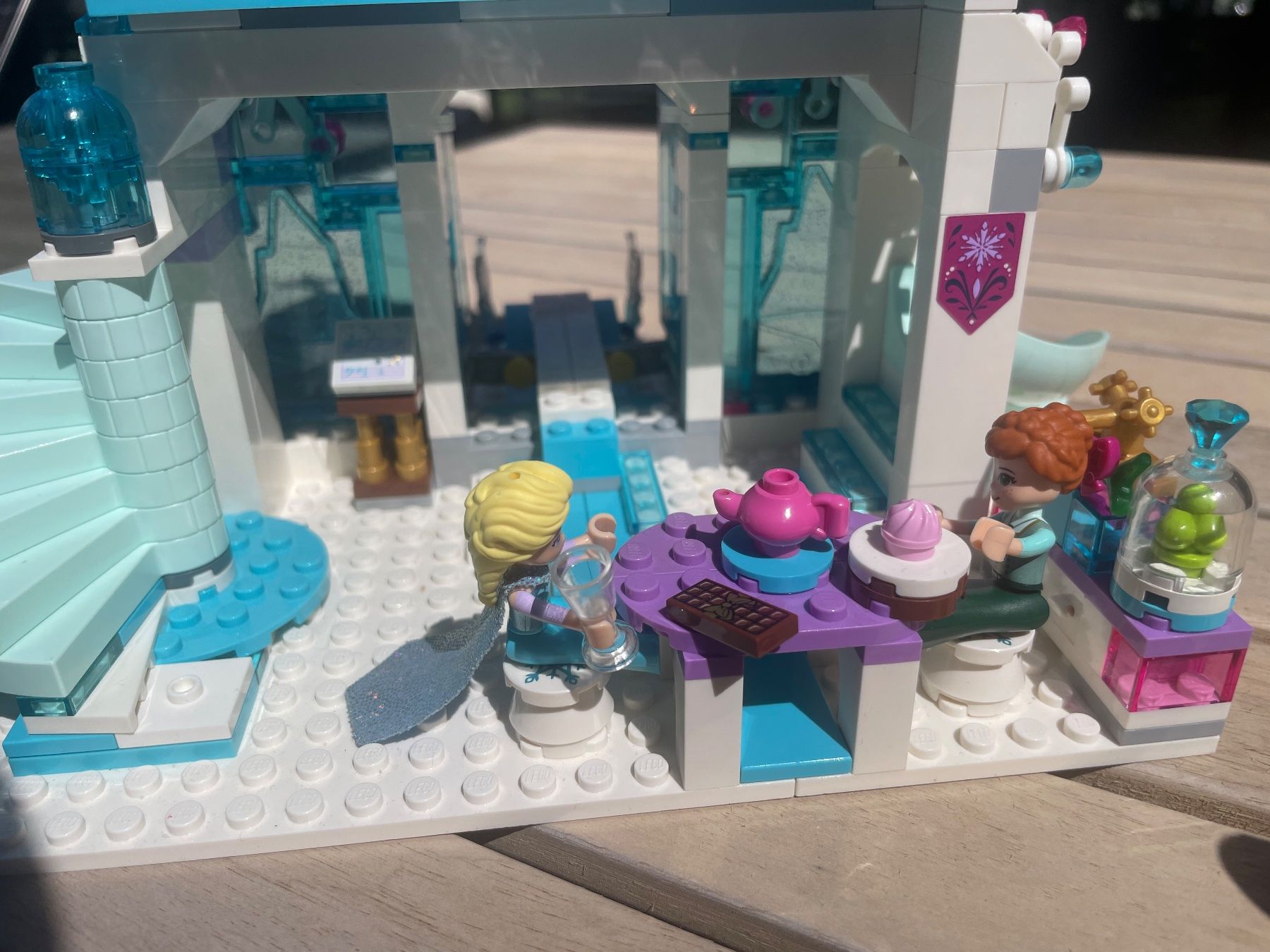 Lego Giocattoli: LEGO Elsas magischer Eispalast (41148) – Usato da Hindelbank venduto da daniujai 3