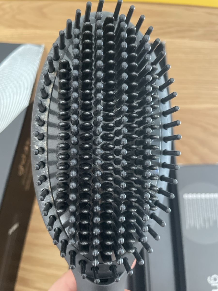 Altro per la cura dei capelli: Ghd Gilde smoothing hot brush – Usato da Zürich venduto da giu_f6mt 2
